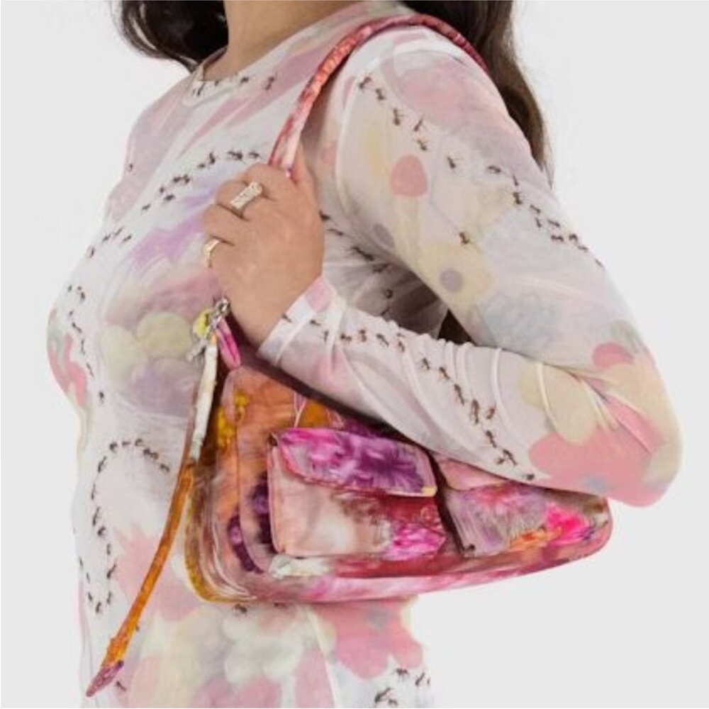 Baggu x Collina Strada Cargo Shoulder Bag in Berry Chrysanthemum - Picture 9 of 9